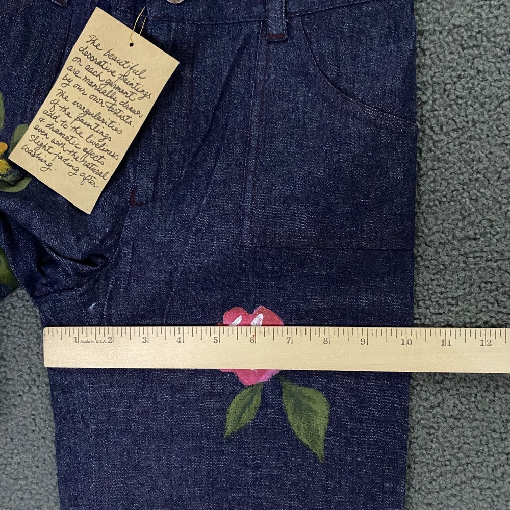 VTG Y2K Mandalay Jeans size 4 Straight Leg Hand Painted Flowers Patch Pocket - Picture 13 of 15